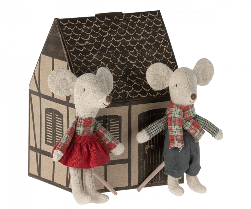 Winter Mice Twins