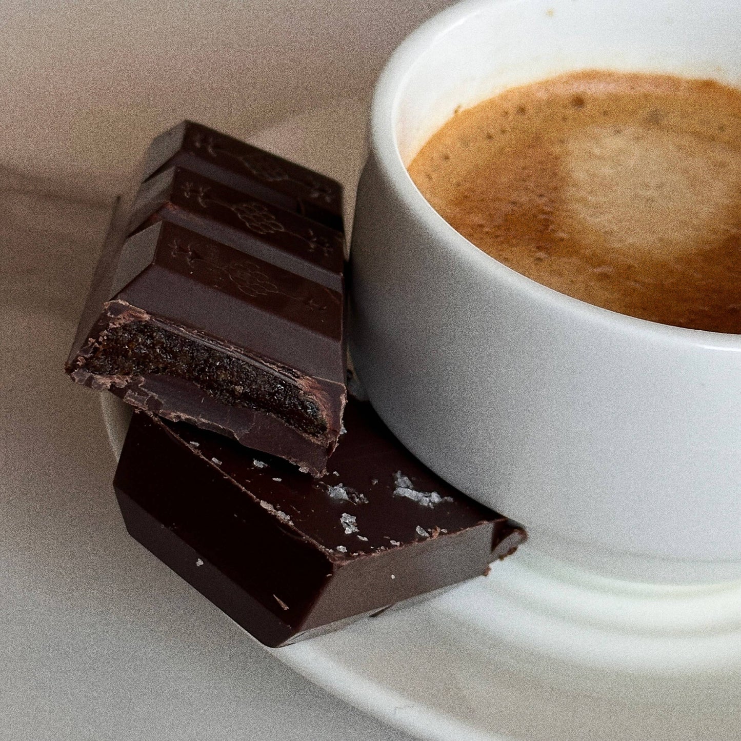 Espresso Dark Chocolate Small Mild Addictions Bar