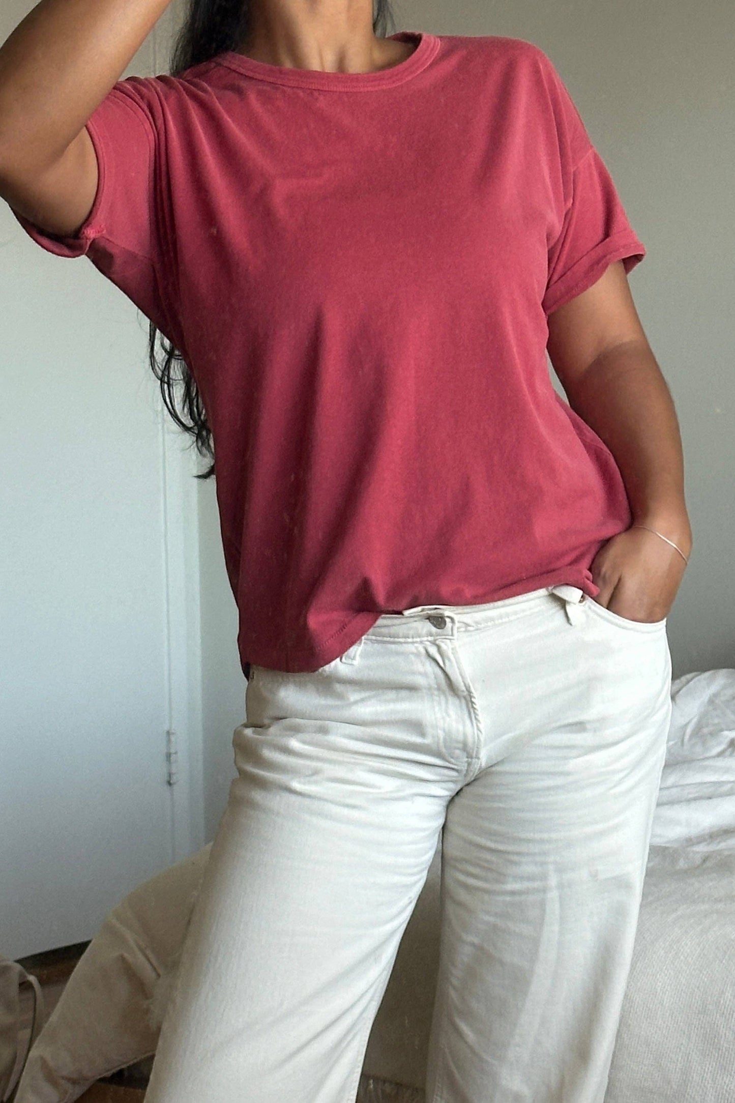 Her Tee