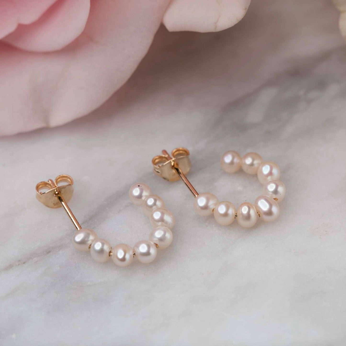 Pearl Godess 14kt Gold Hoops