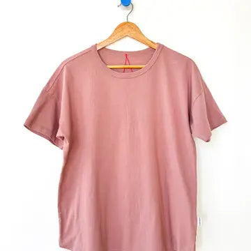 Her Tee