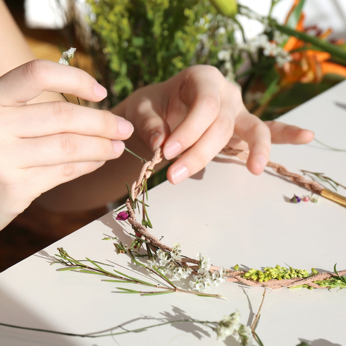 Make Your Own Fresh Flower Necklace